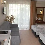 Rosy Kusadası