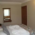 Rosy Aparthotel 3*