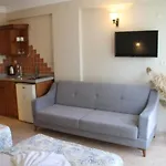 Rosy Aparthotel 3*