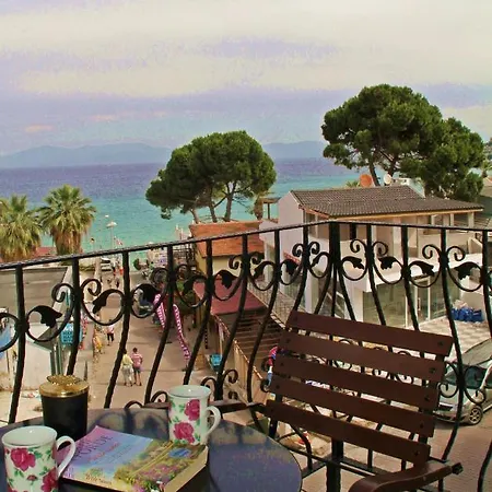 Rosy Lägenhetshotell Kusadası