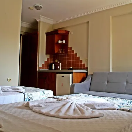 Rosy Hotel apartamentowy Kusadası