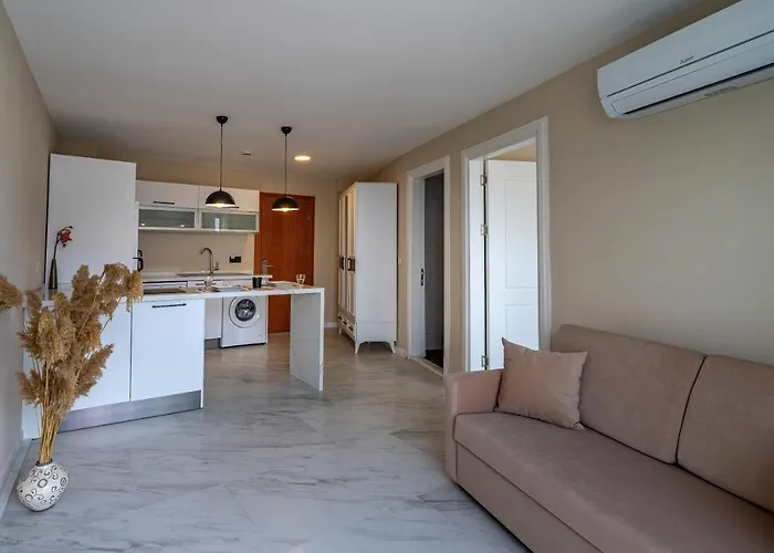 Rosy מלון דירות 3*