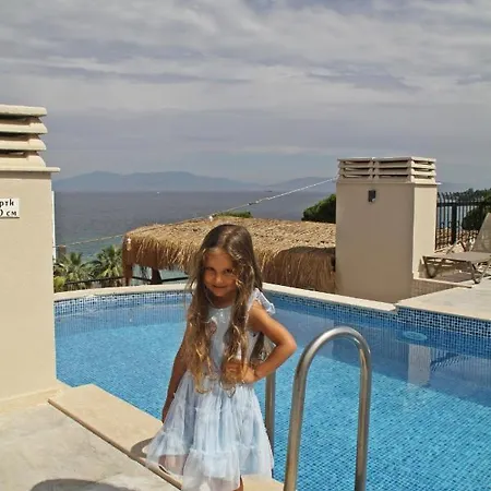 Rosy Apartahotel Kusadasi