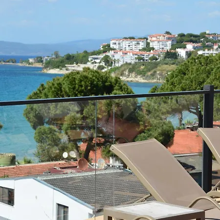 Rosy Aparthotel