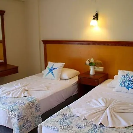 Rosy Aparthotel