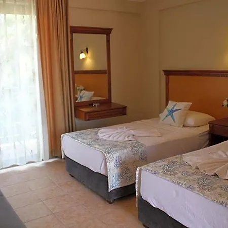 Aparthotel Rosy 3*