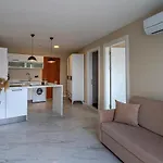 Rosy Aparthotel 3*